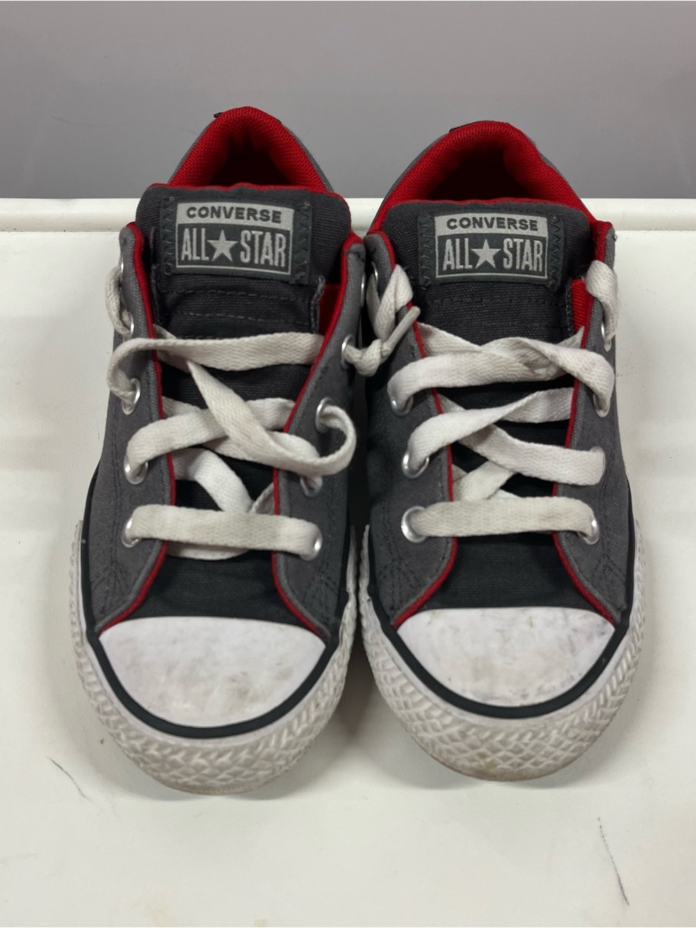 Converse Kids Low Top Sneakers in Gray and Red